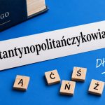 Dziewięćdziesięciodziewięcioletni ma 31 liter, a słynna konstantynopolitańczykowianeczka to konstrukcja-legenda. Przegląd gigantów polszczyzny i mechanizmów, które je rodzą.